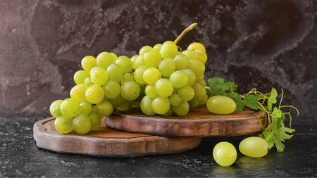 Vì sao giá nho úc nhập lại mắc đến khó tin