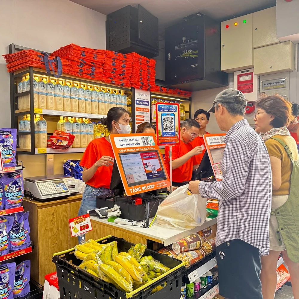 Thực phẩm tươi sạch, tiện lợi cho gia đình bận rộn tại siêu thị thực phẩm Kingfoodmart.