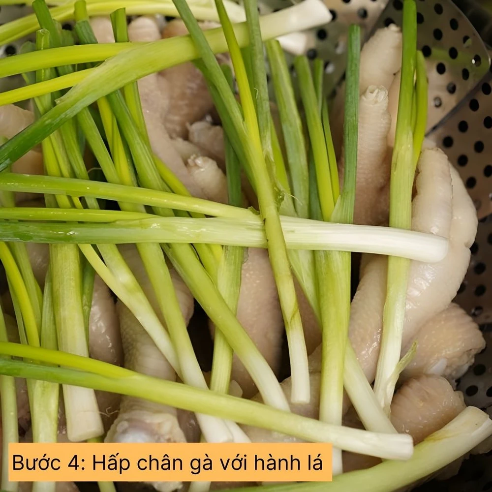 hấp chân gà với hành lá