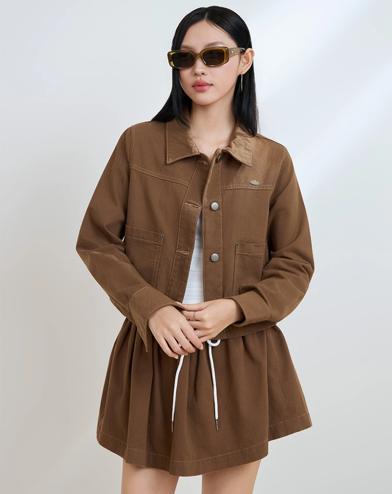 Áo khoác khaki hardwear kim loại - Image 1