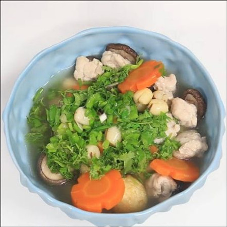 Cách nấu canh mọc hạt sen thơm ngon dễ làm