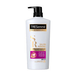 Dầu xả salon rebond Tresemme chai 620g