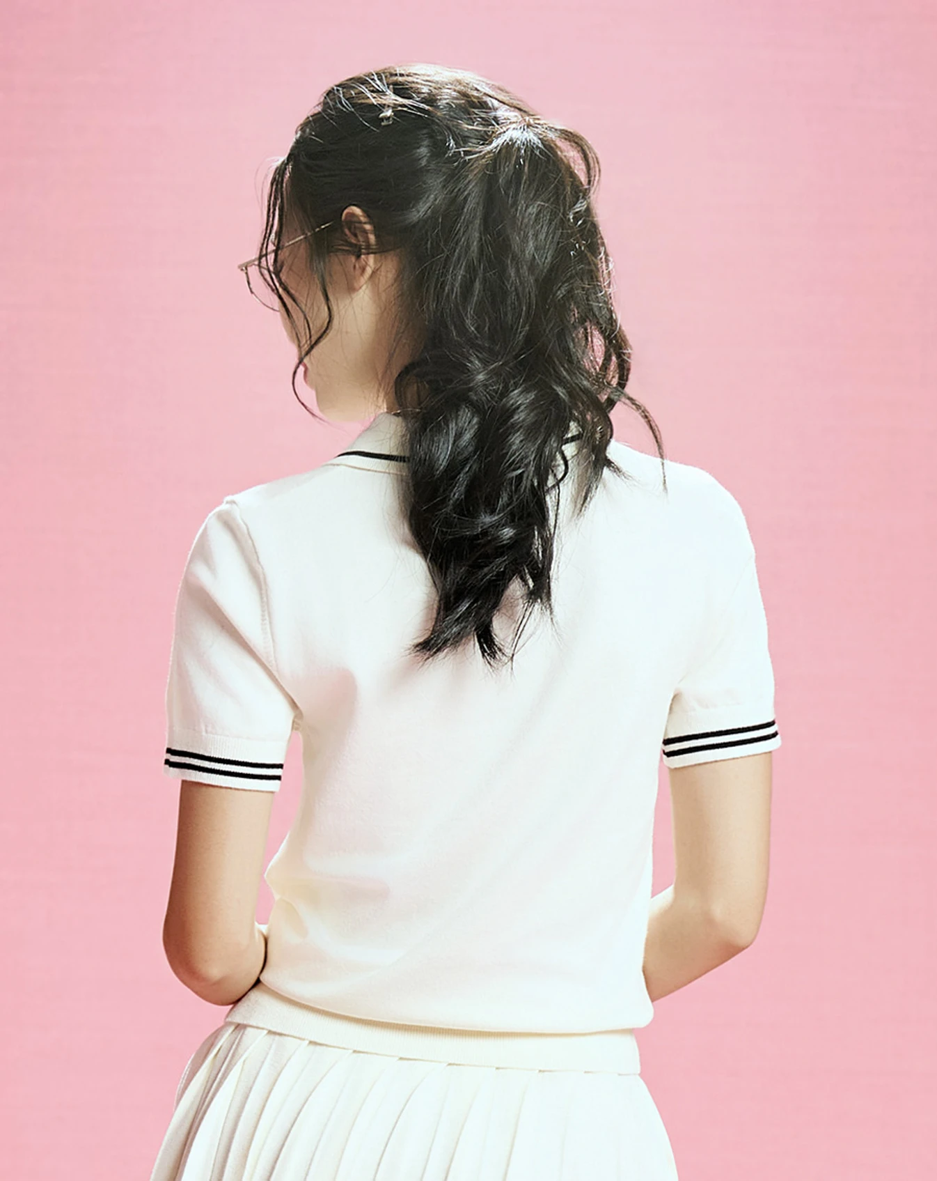 Áo dệt kim cổ polo thêu chữ - Image 3
