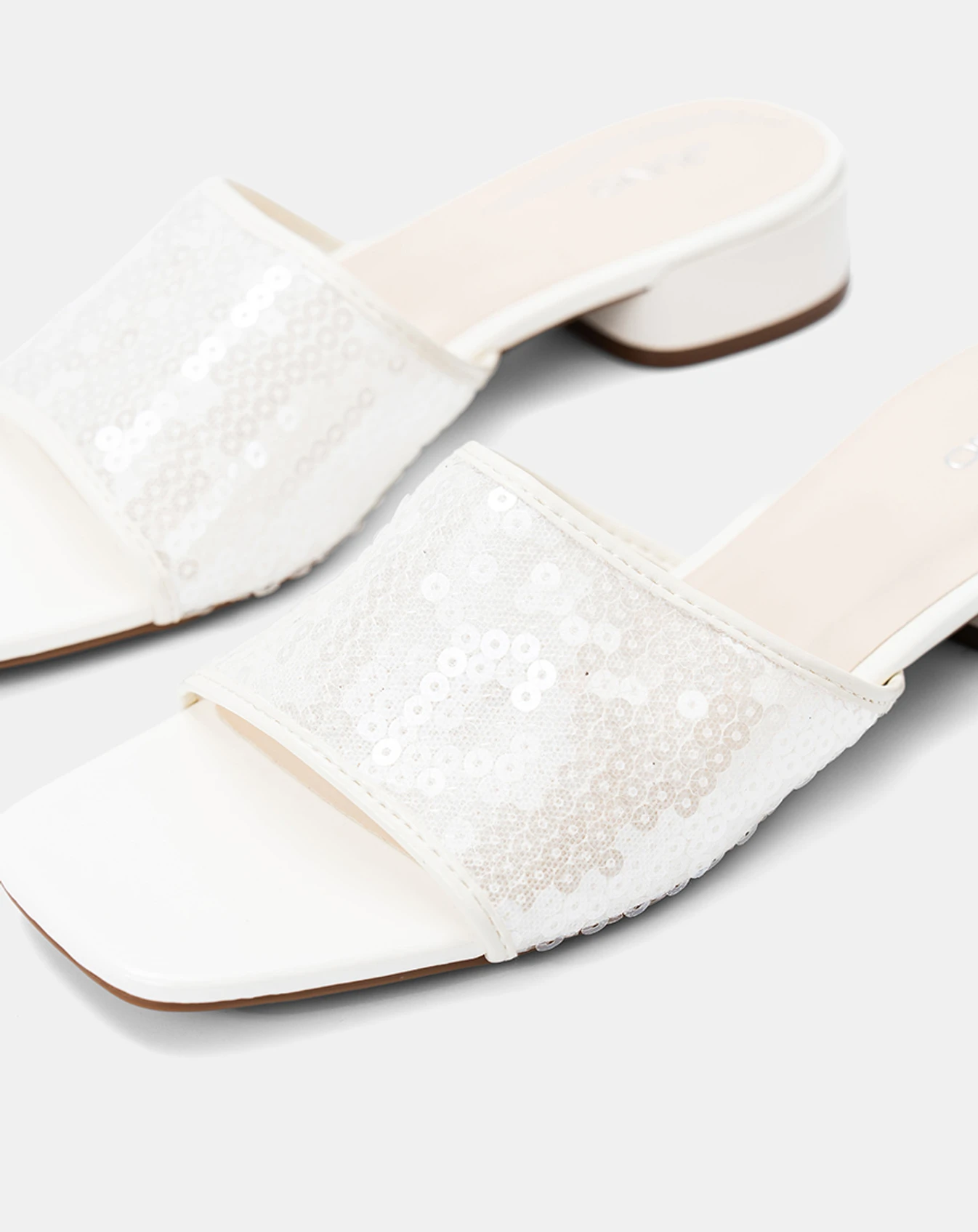 Giày Sandal Mule Sequin - Image 4