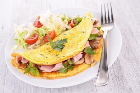 Bí quyết làm trứng chiên thịt bằm đậm đà, ngon miệng