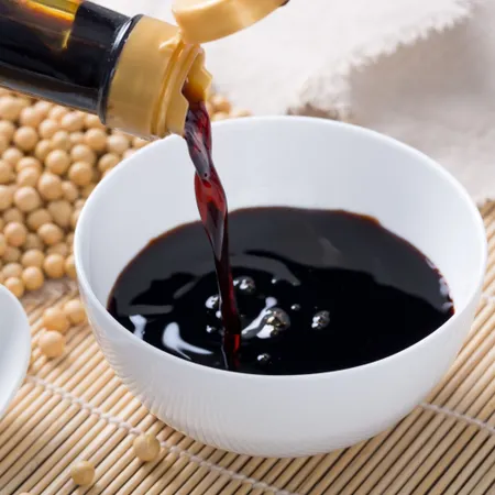 Nước tương và xì dầu là hai hay chỉ một loại gia vị?
