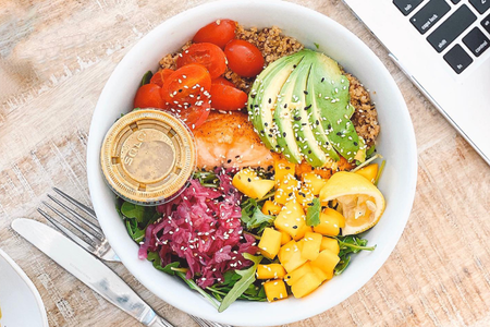 Chế độ ăn uống tốt cho da mụn