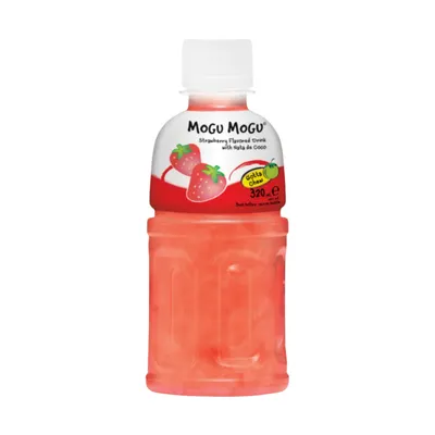 Nước uống vị dâu với thạch dừa Mogu Mogu chai 320ml