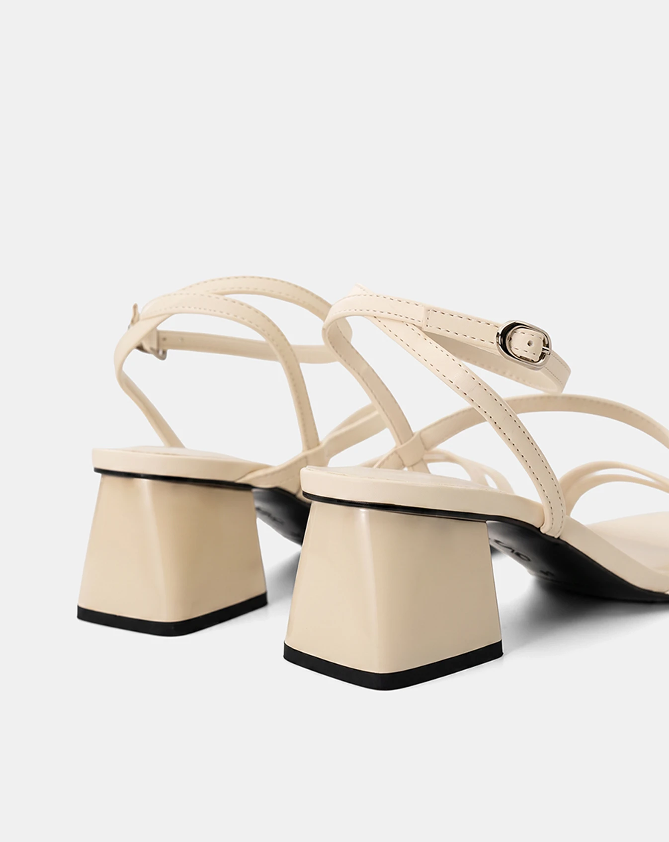 Giày Sandal Gót Vuông Phối Quai Tự Do - Image 3