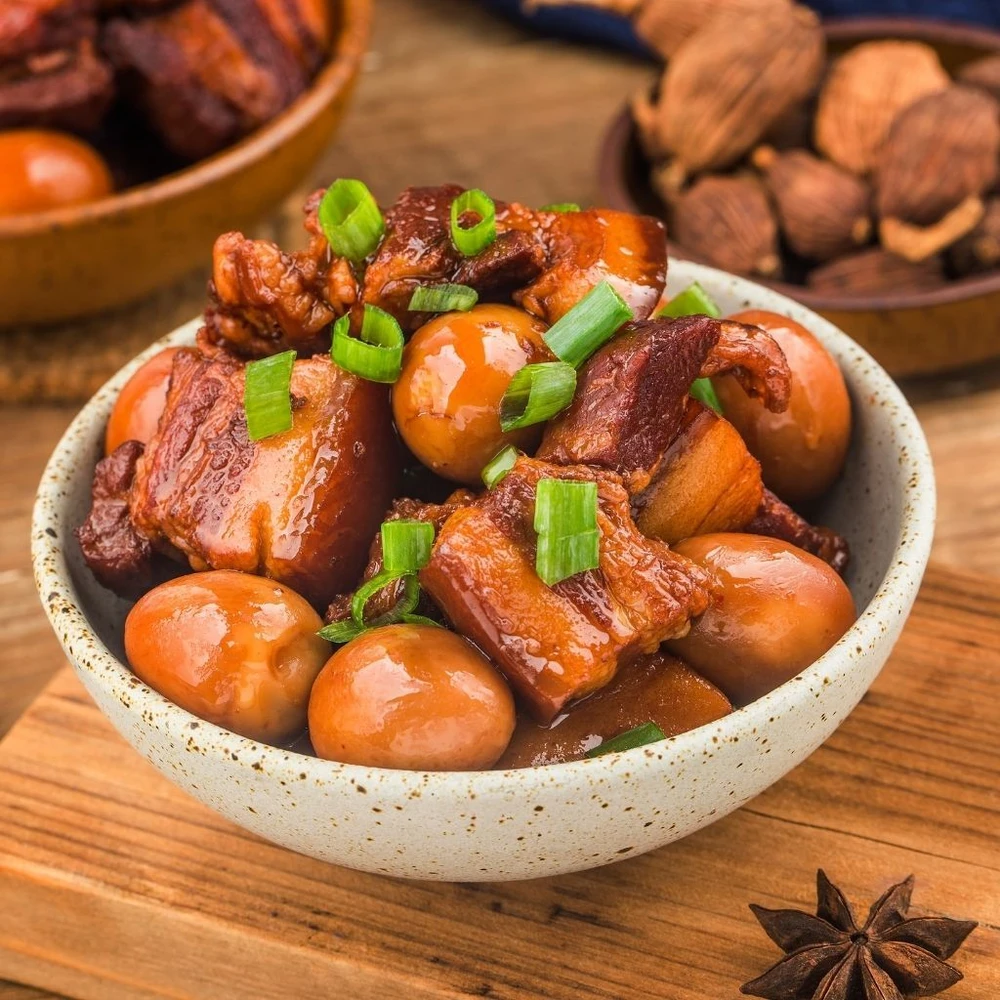 thịt kho trứng cút
