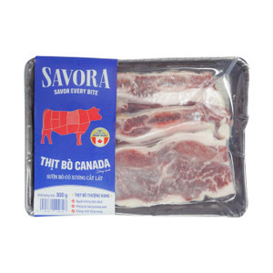 Sườn bò Canada có xương đông lạnh cắt lát Savora khay 300g (1 Khay)