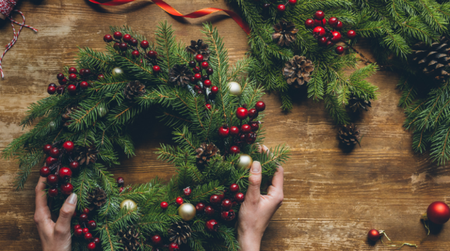 Giải mã vòng nguyệt quế  trang trí Giáng Sinh