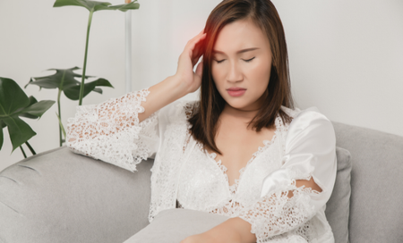 Lý do bạn bị hoa mắt khi đứng lên ngồi xuống?