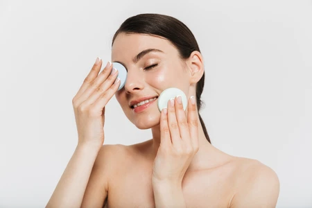 Nguyên nhân và cách khắc phục nám da, tàn nhang ở tuổi dậy thì