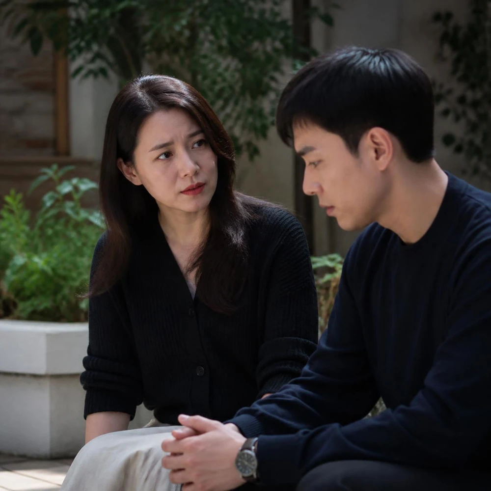 Thách thức trong mối quan hệ lệch tuổi khi hẹn hò trai trẻ cần chuẩn bị. (Ảnh được tạo bởi AI)