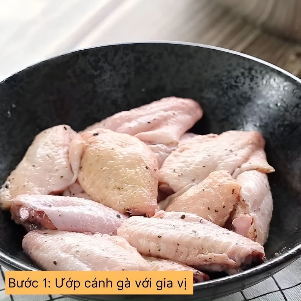 ướp cánh gà với gia vị