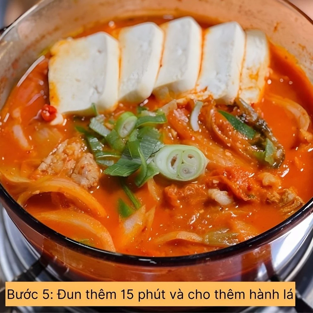 đun thêm 15 phút và cho thêm hành lá
