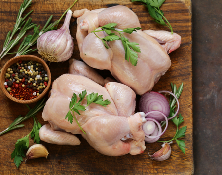 Ăn thịt gà sau khi sinh mổ có tốt không?