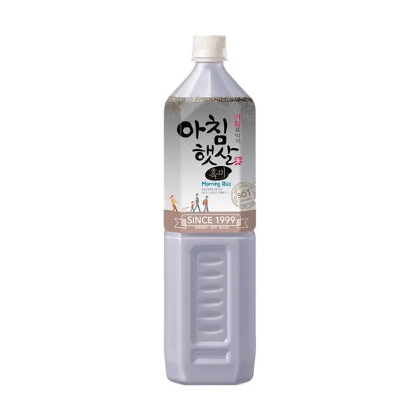 Nước gạo lứt đen Woongjin chai 1.5L