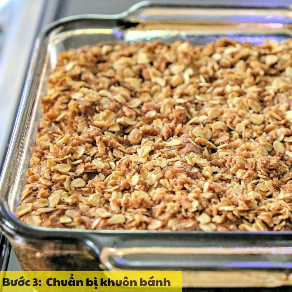 Chuẩn bị khuôn bánh