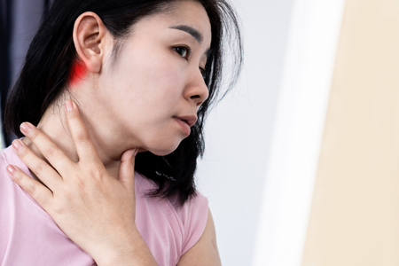 Sưng hạch, nổi hạch ở cổ là dấu hiệu của bệnh gì?