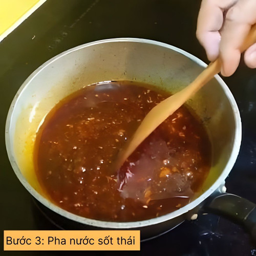 pha nước sốt thái
