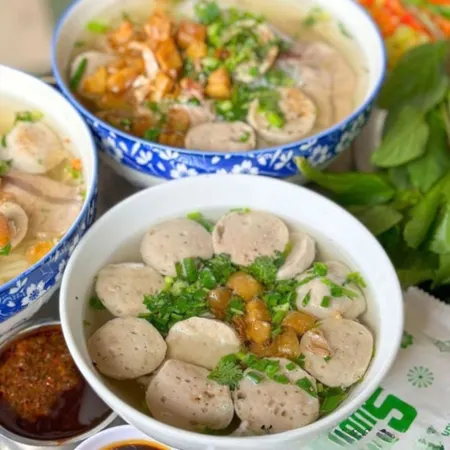 Hôm nay ăn gì ở Phú Nhuận TPHCM? Từ hàng quán lâu năm đến “thiên đường” Phan Xích Long