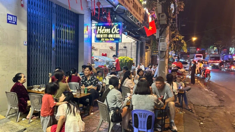 Top 10+ quán ốc ngon Nha Trang “đỉnh của chóp” không thể bỏ qua