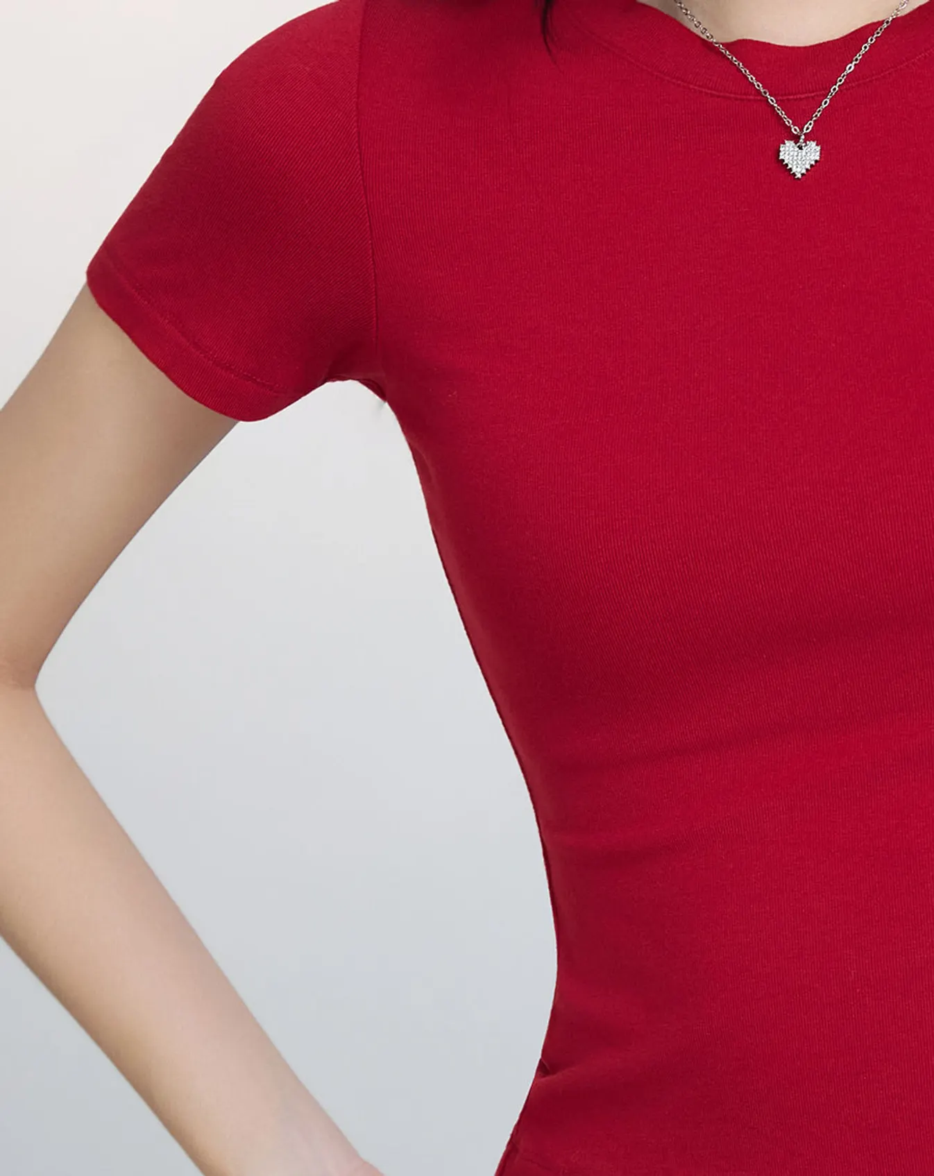 Áo thun form Slim-Fit tay ngắn. - Image 6