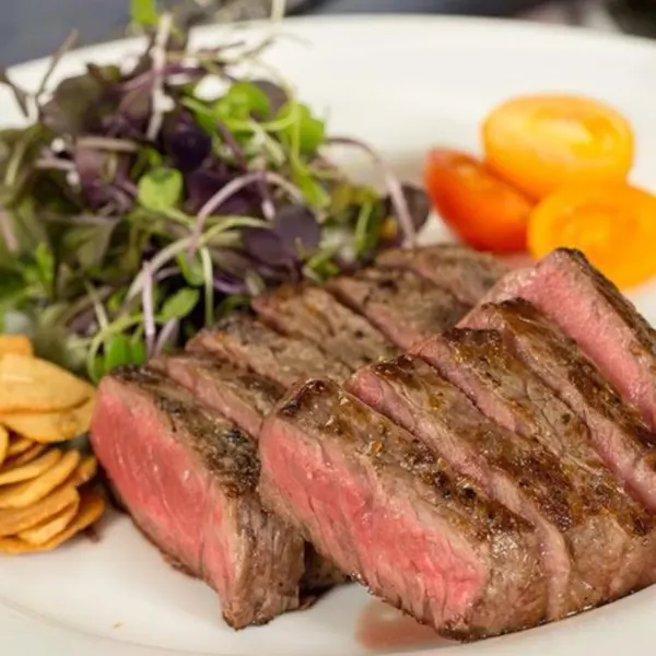 Combo 2 khay đùi gọ bò Úc cắt steak Freshfoco 225g