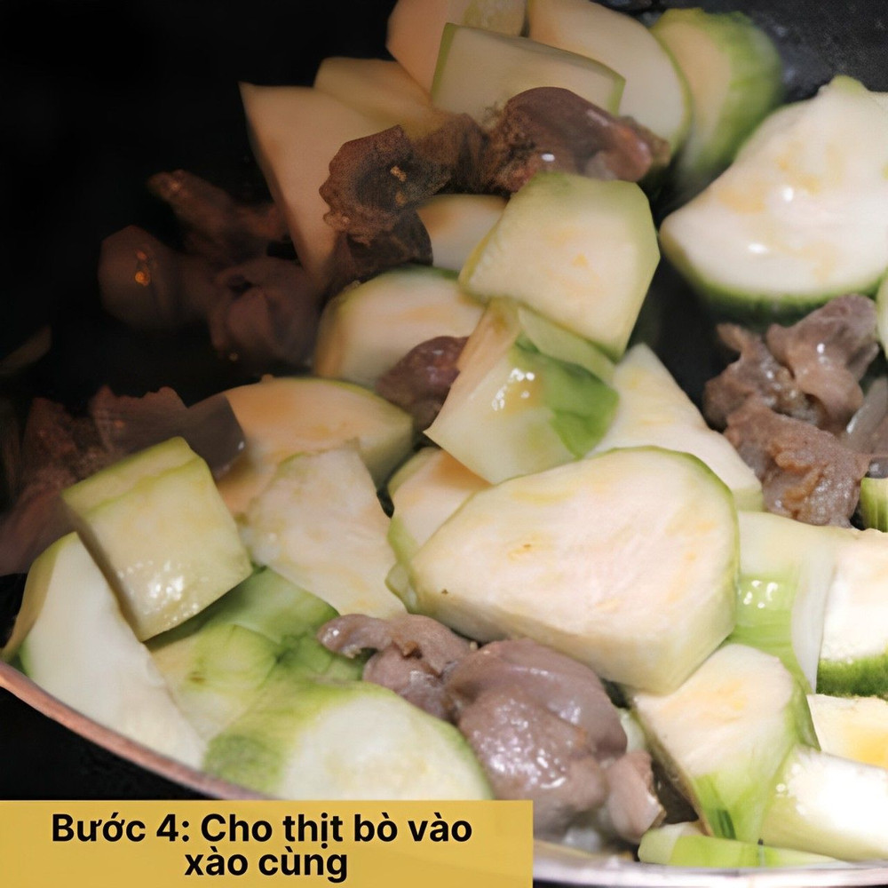 Xào cùng thịt bò