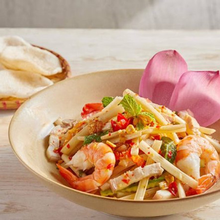 Cách làm gỏi ngó sen tôm thịt tươi ngon, giòn mát