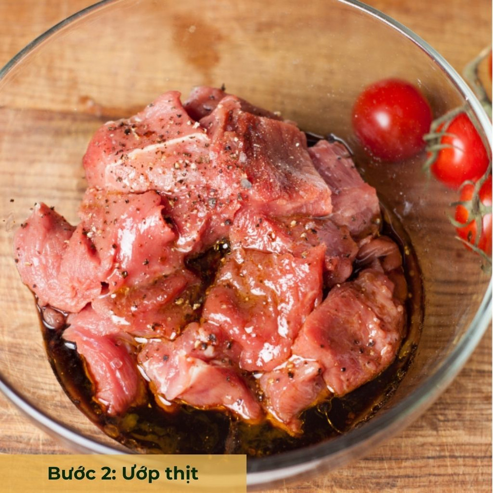 bước 2 ướp thịt